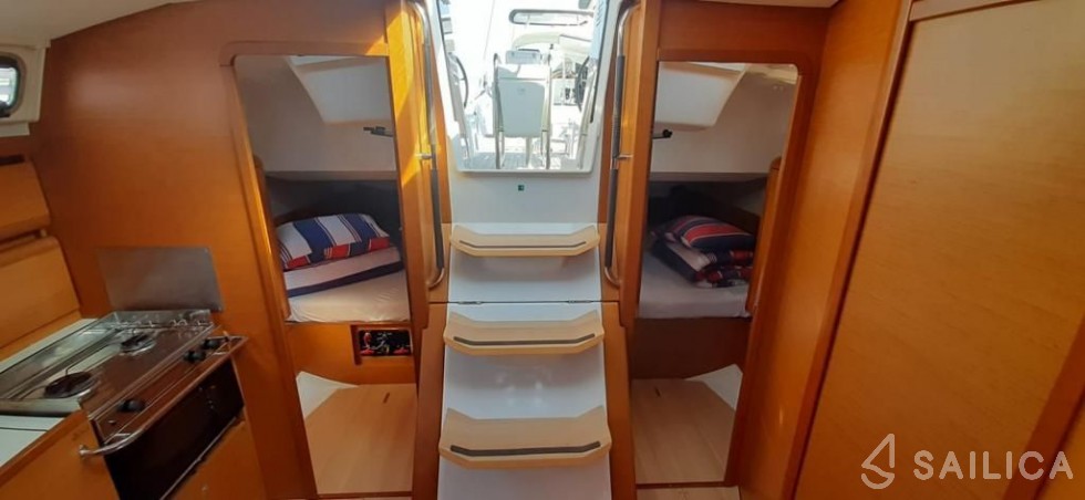 Sun Odyssey 449 - Yacht Charter Sailica