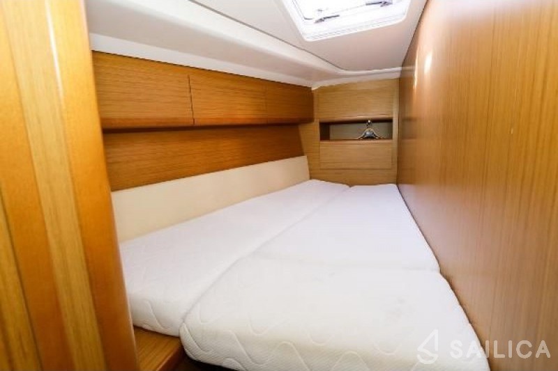 Sun Odyssey 50DS - Yacht Charter Sailica