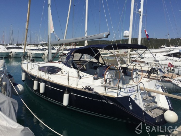 Sun Odyssey 50DS - Yacht Charter Sailica