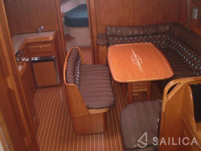 Bavaria 42 Cruiser - Yacht Charter Sailica