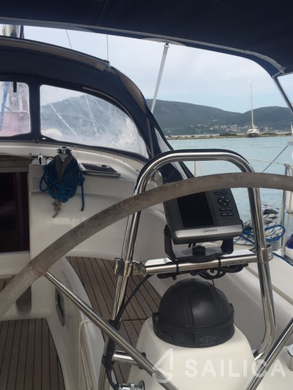 Bavaria 42 Cruiser - Yacht Charter Sailica