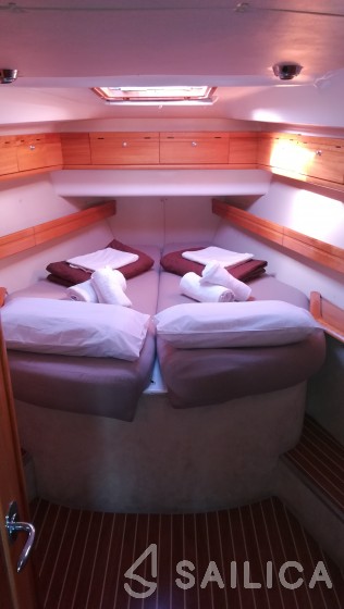 Bavaria 46 Cruiser - Yacht Charter Sailica