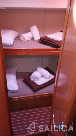 Bavaria 46 Cruiser - Yacht Charter Sailica