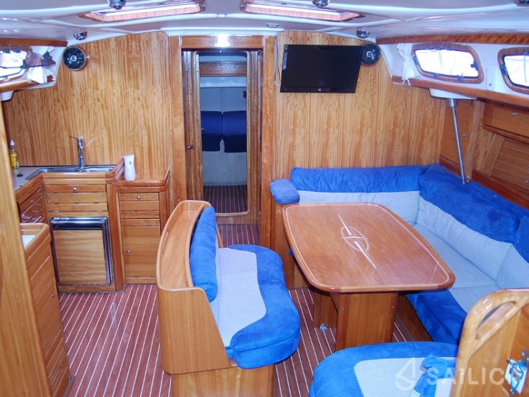 Bavaria 46 Cruiser - Yacht Charter Sailica