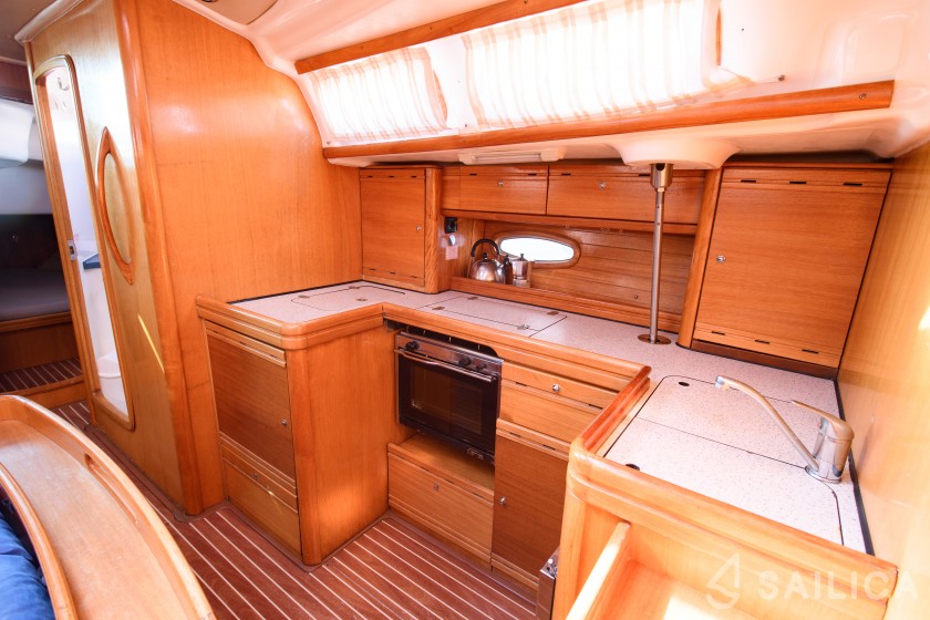 Bavaria 46 Cruiser - Yacht Charter Sailica