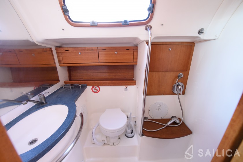 Bavaria 46 Cruiser - Yacht Charter Sailica