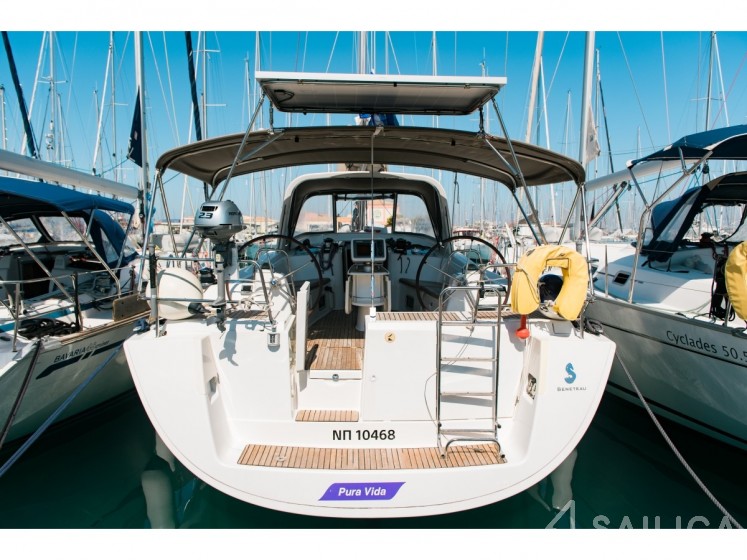 Oceanis 50 - Yacht Charter Sailica