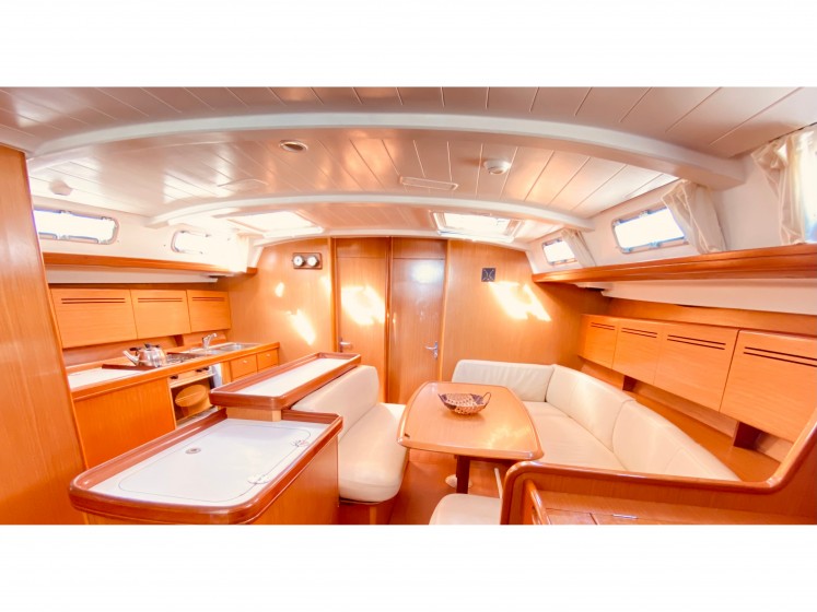 Cyclades 50.5 - Yacht Charter Sailica
