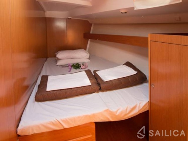 Cyclades 50.5 - Yacht Charter Sailica
