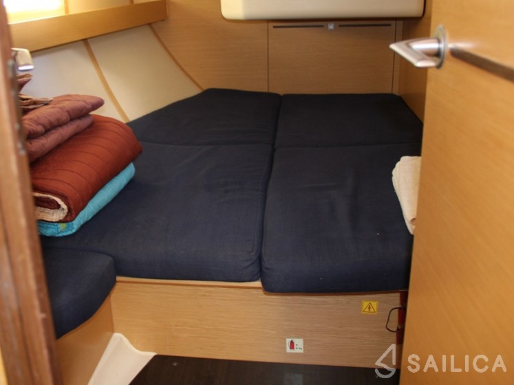 Elan 444 Impression - Yacht Charter Sailica