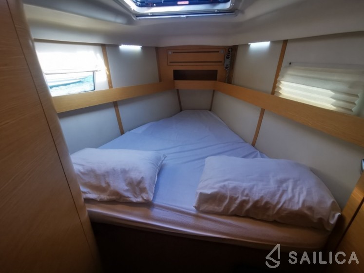 Elan 444 Impression - Yacht Charter Sailica