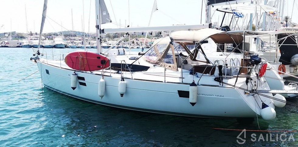 Elan 444 Impression - Yacht Charter Sailica
