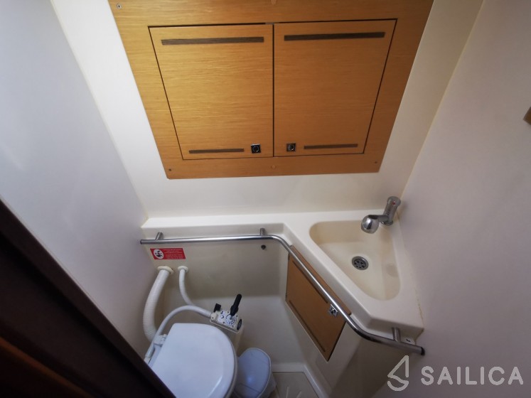 Elan 444 Impression - Yacht Charter Sailica