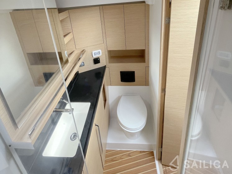 Hanse 460 - Yacht Charter Sailica