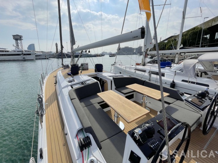 Hanse 460 - Yacht Charter Sailica