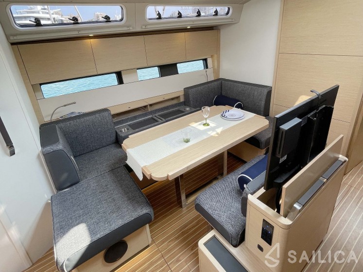 Hanse 460 - Yacht Charter Sailica
