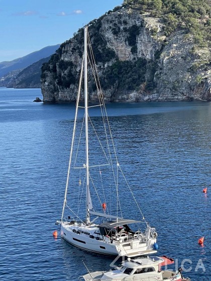 Hanse 460 - Yacht Charter Sailica