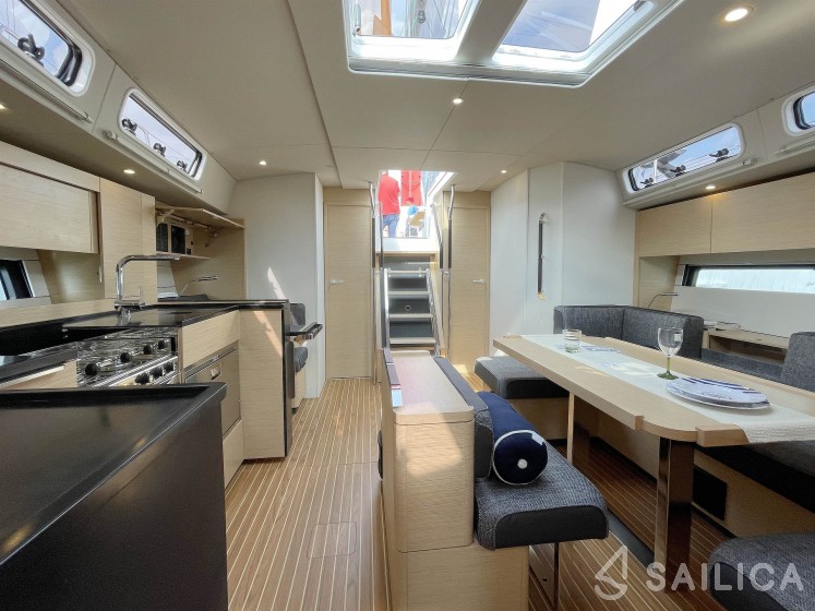 Hanse 460 - Yacht Charter Sailica