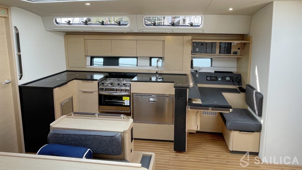 Hanse 460 - Yacht Charter Sailica