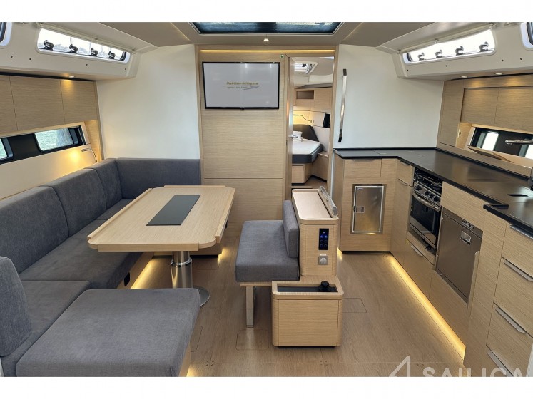 Hanse 460 - Yacht Charter Sailica