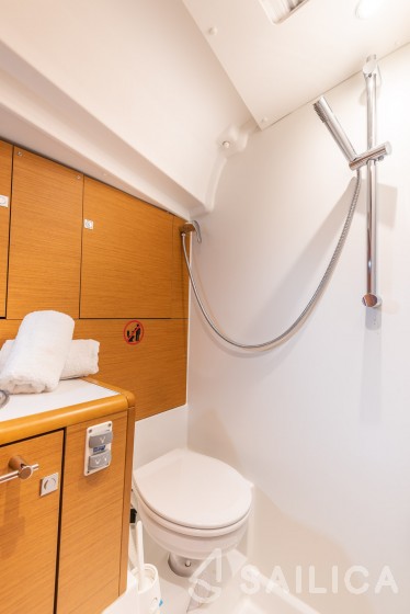 Sun Odyssey 449 - Yacht Charter Sailica