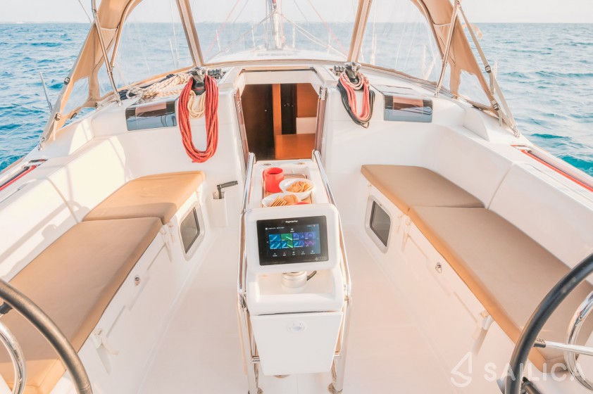 Sun Odyssey 449 - Yacht Charter Sailica