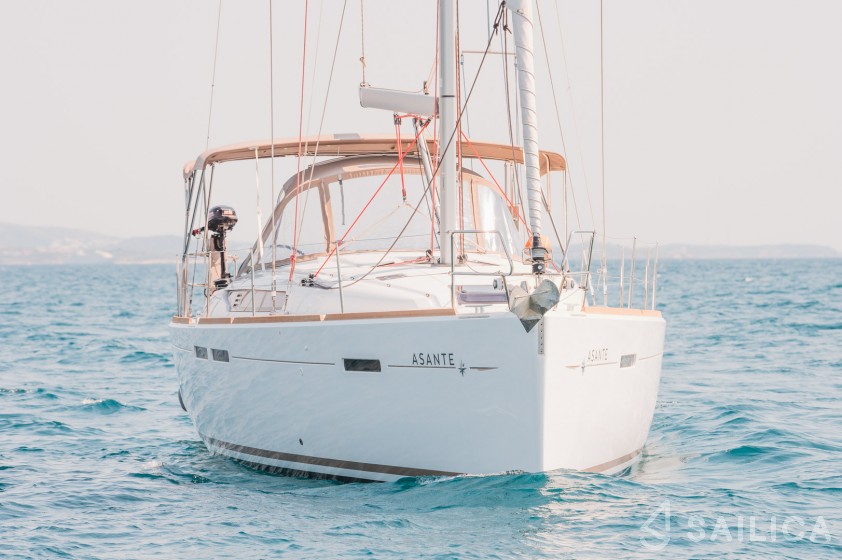 Sun Odyssey 449 - Yacht Charter Sailica