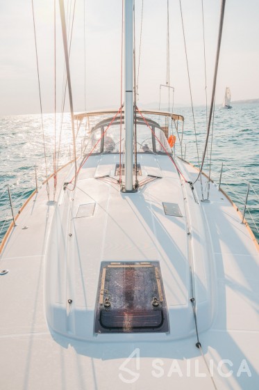 Sun Odyssey 449 - Yacht Charter Sailica