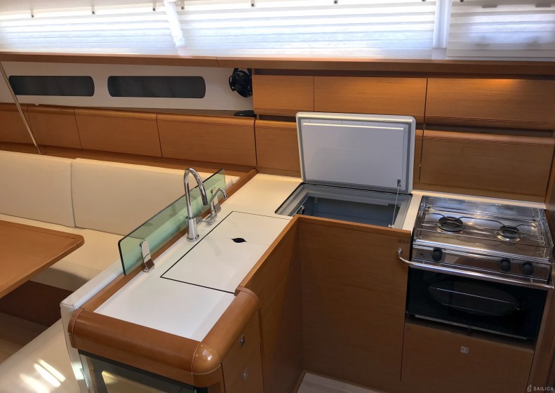 Sun Odyssey 449 - Yacht Charter Sailica