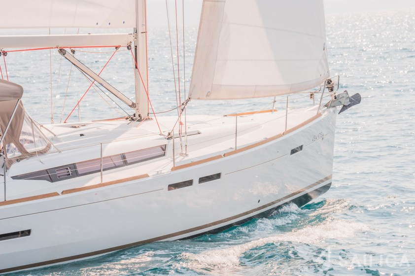 Sun Odyssey 449 - Yacht Charter Sailica