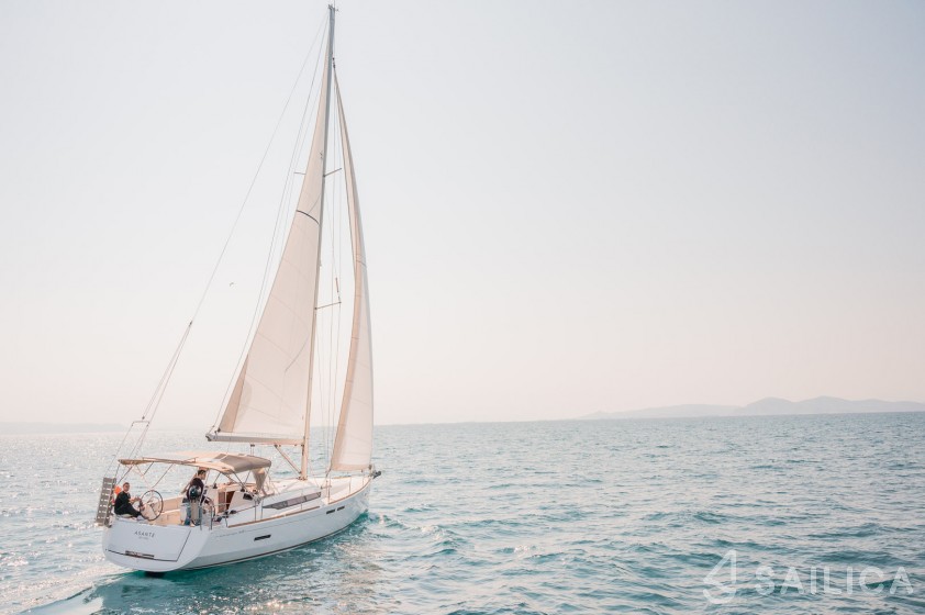 Sun Odyssey 449 - Yacht Charter Sailica