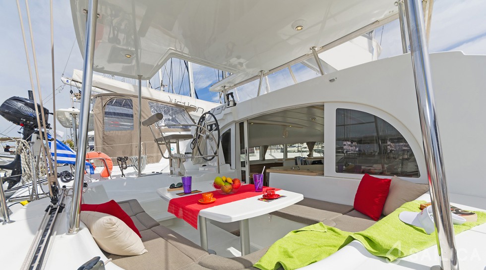 Lagoon 380 - Yacht Charter Sailica