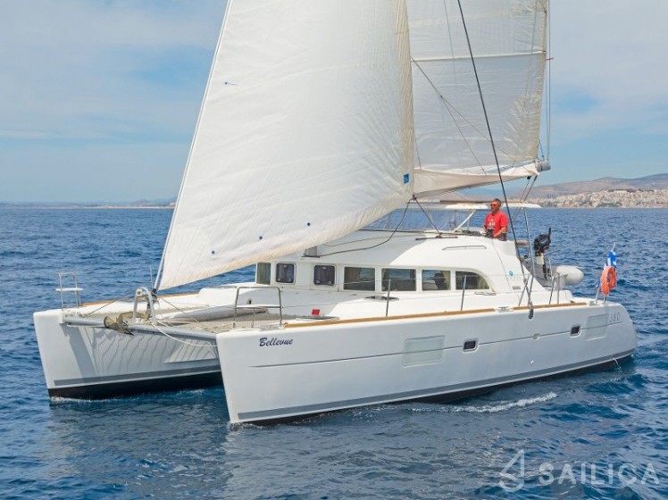 Lagoon 380 - Yacht Charter Sailica