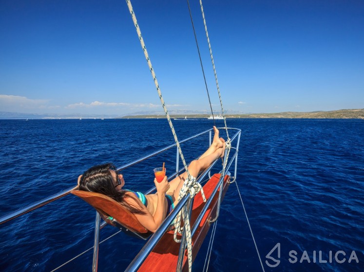 Gulet - Yacht Charter Sailica