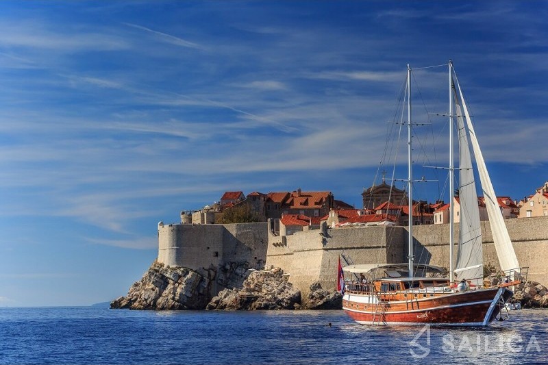Gulet - Yacht Charter Sailica