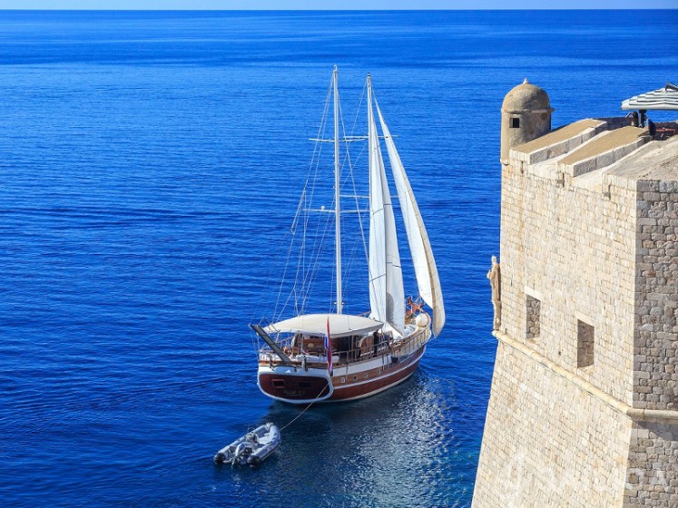 Gulet - Yacht Charter Sailica