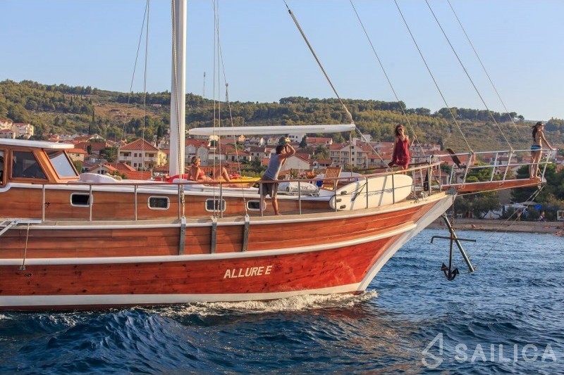 Gulet - Yacht Charter Sailica