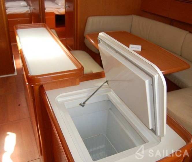 Cyclades 50.5 - Yacht Charter Sailica