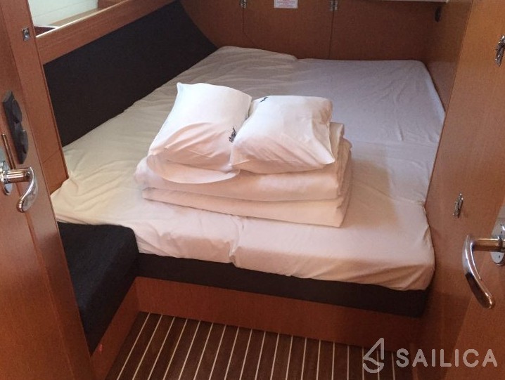 Cyclades 50.5 - Yacht Charter Sailica