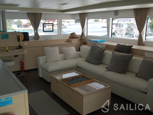 Lagoon 620 - Yacht Charter Sailica