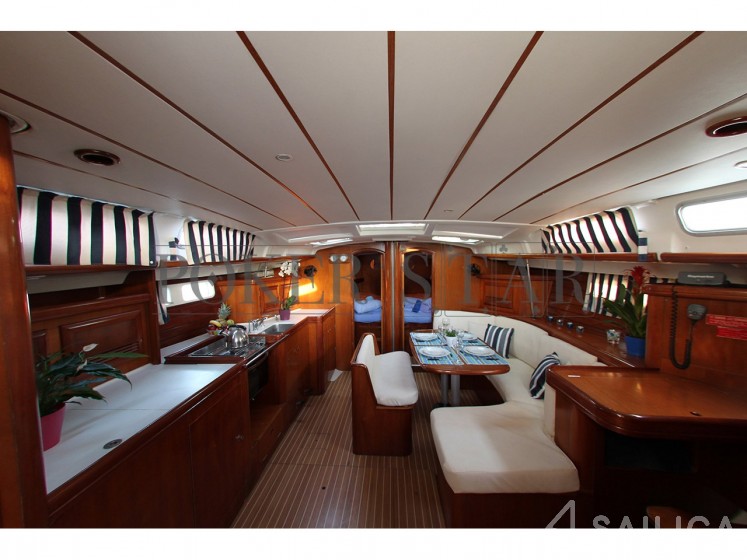 Oceanis 473 - Yacht Charter Sailica