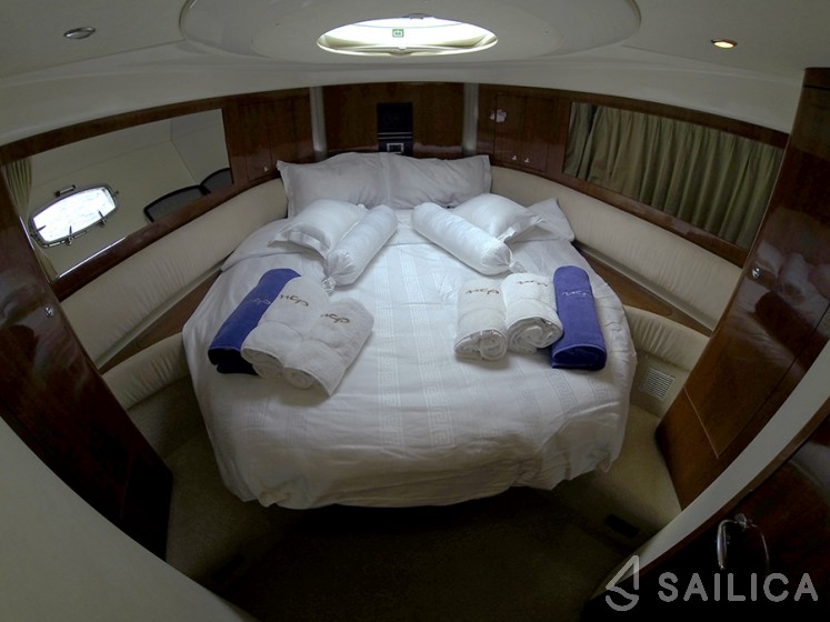 Targa 52 GT - Yacht Charter Sailica