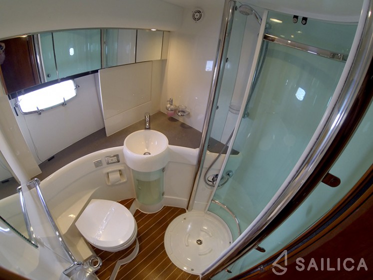 Targa 52 GT - Yacht Charter Sailica