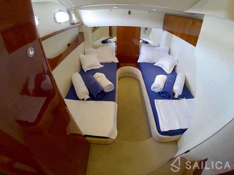 Targa 52 GT - Yacht Charter Sailica