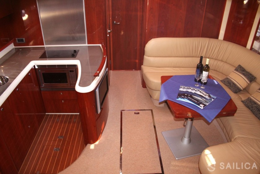 Targa 52 GT - Yacht Charter Sailica