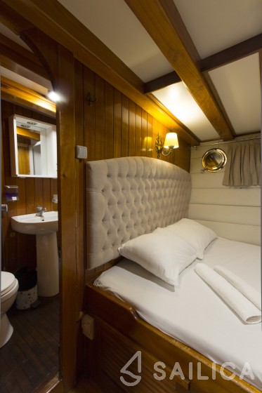 Gulet - Yacht Charter Sailica