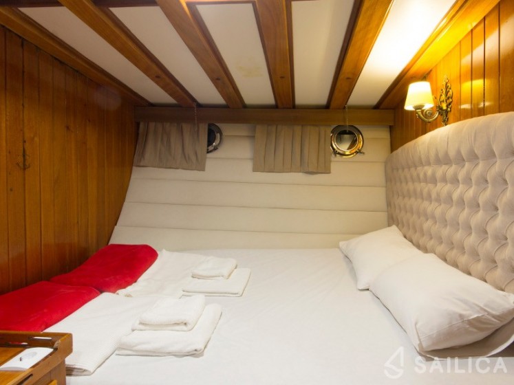 Gulet - Yacht Charter Sailica