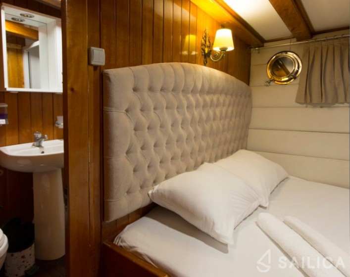 Gulet - Yacht Charter Sailica