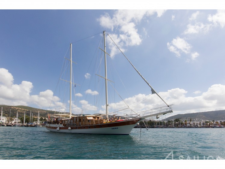 Gulet - Yacht Charter Sailica