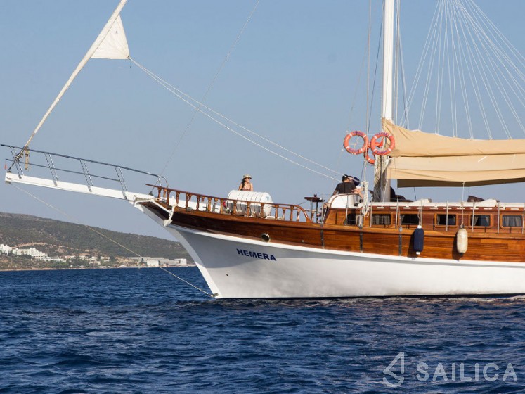 Gulet - Yacht Charter Sailica